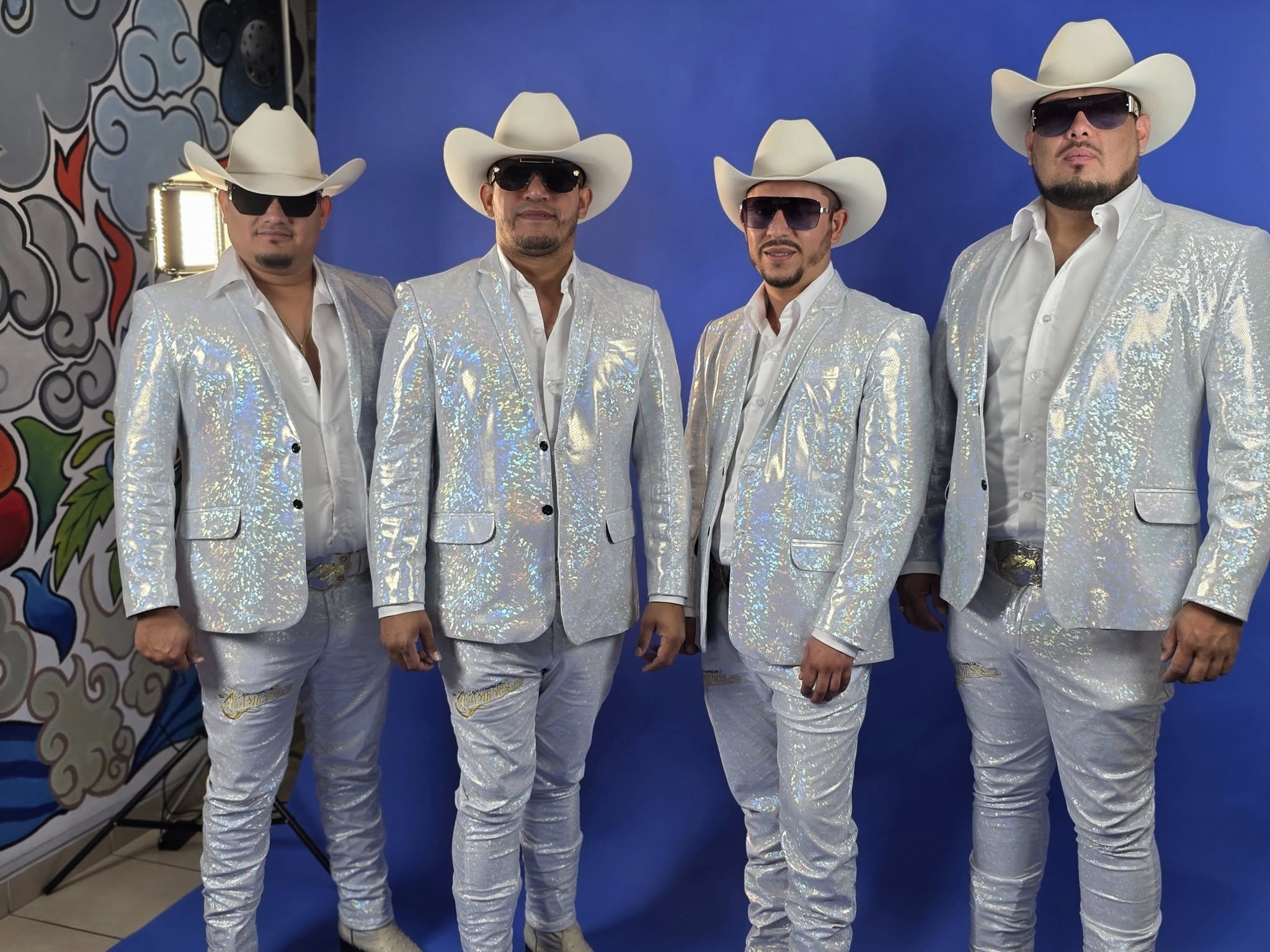 COMPAS DE LOS ALAMEÑOS FOTO1