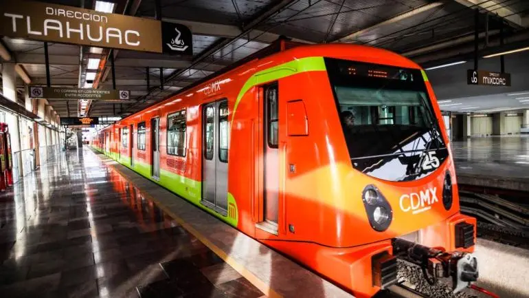 reanudan-servicio-metro-tras-arrojarse-persona-vias-linea-12