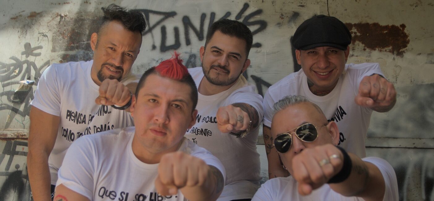 LOS PROVOS FOTO2