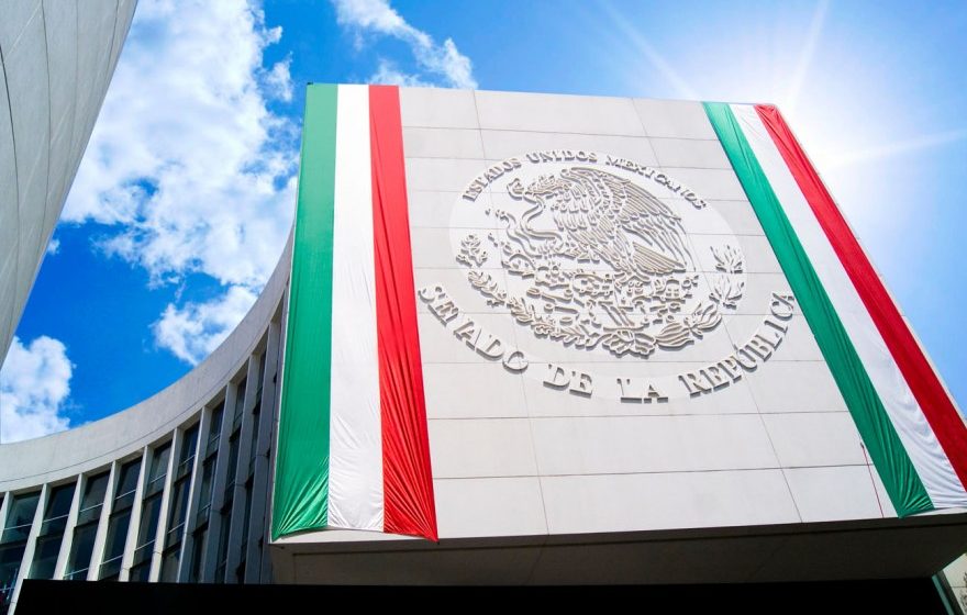 senado04-880×560