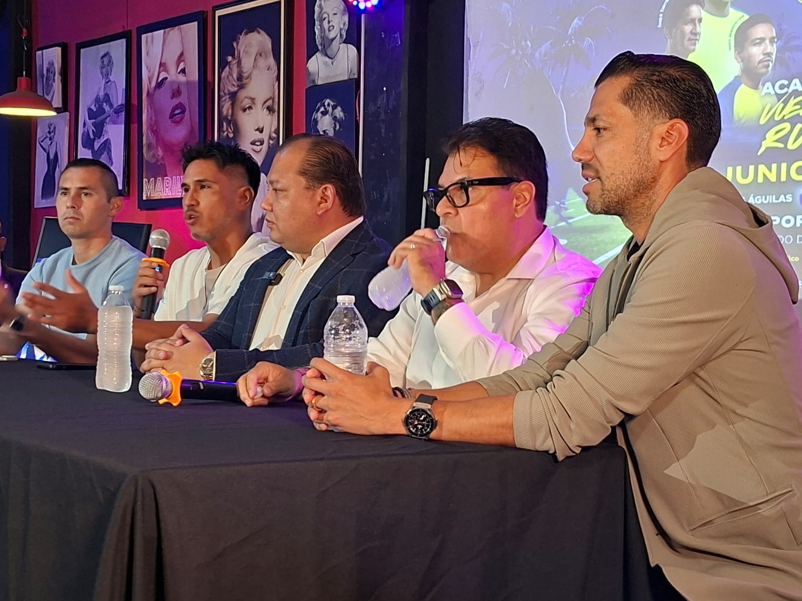 ACAPULCO GUERREROS CONF DE PRENSA FOTO3